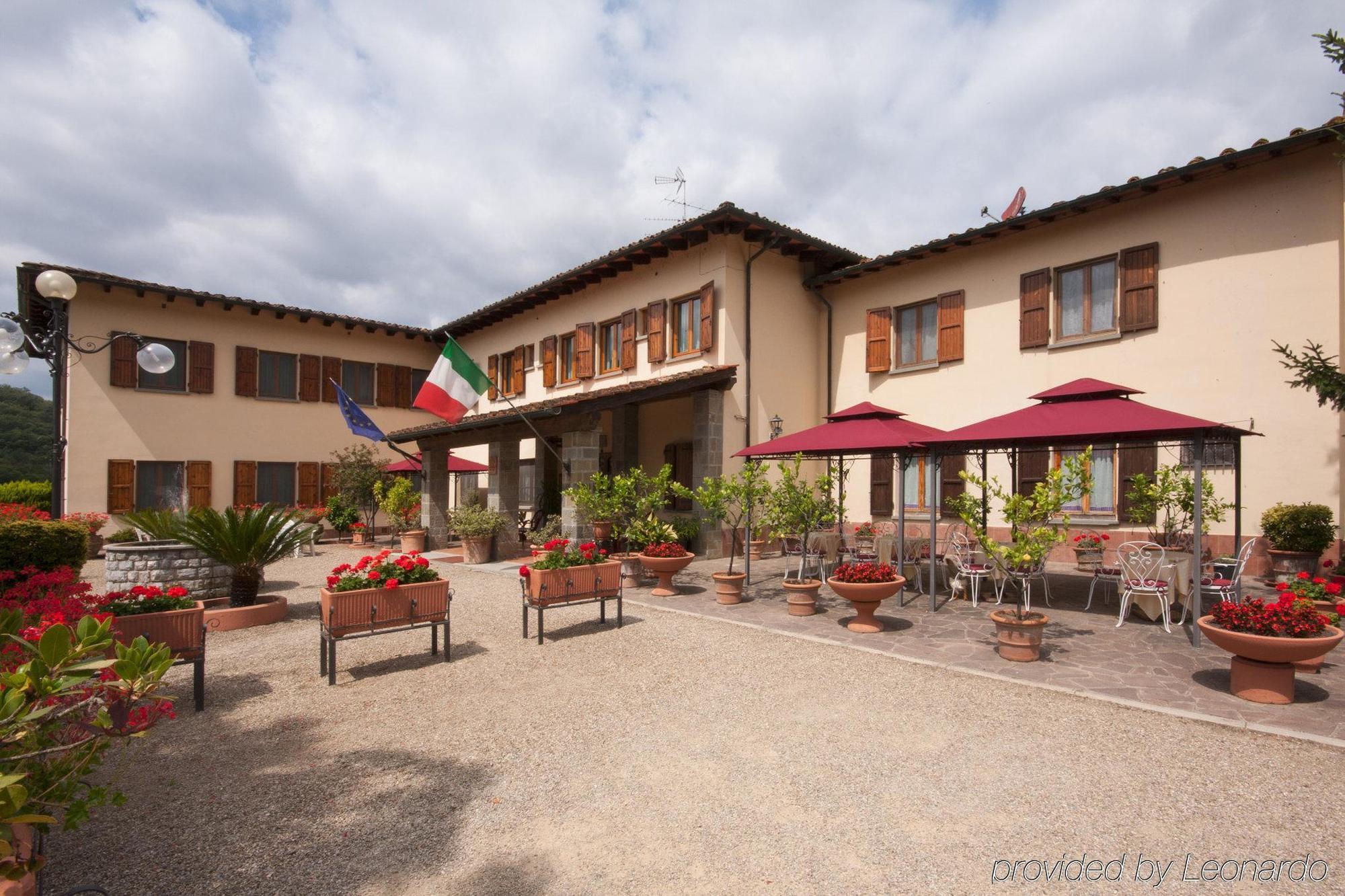 Hotel Del Lago Cavriglia Exterior foto
