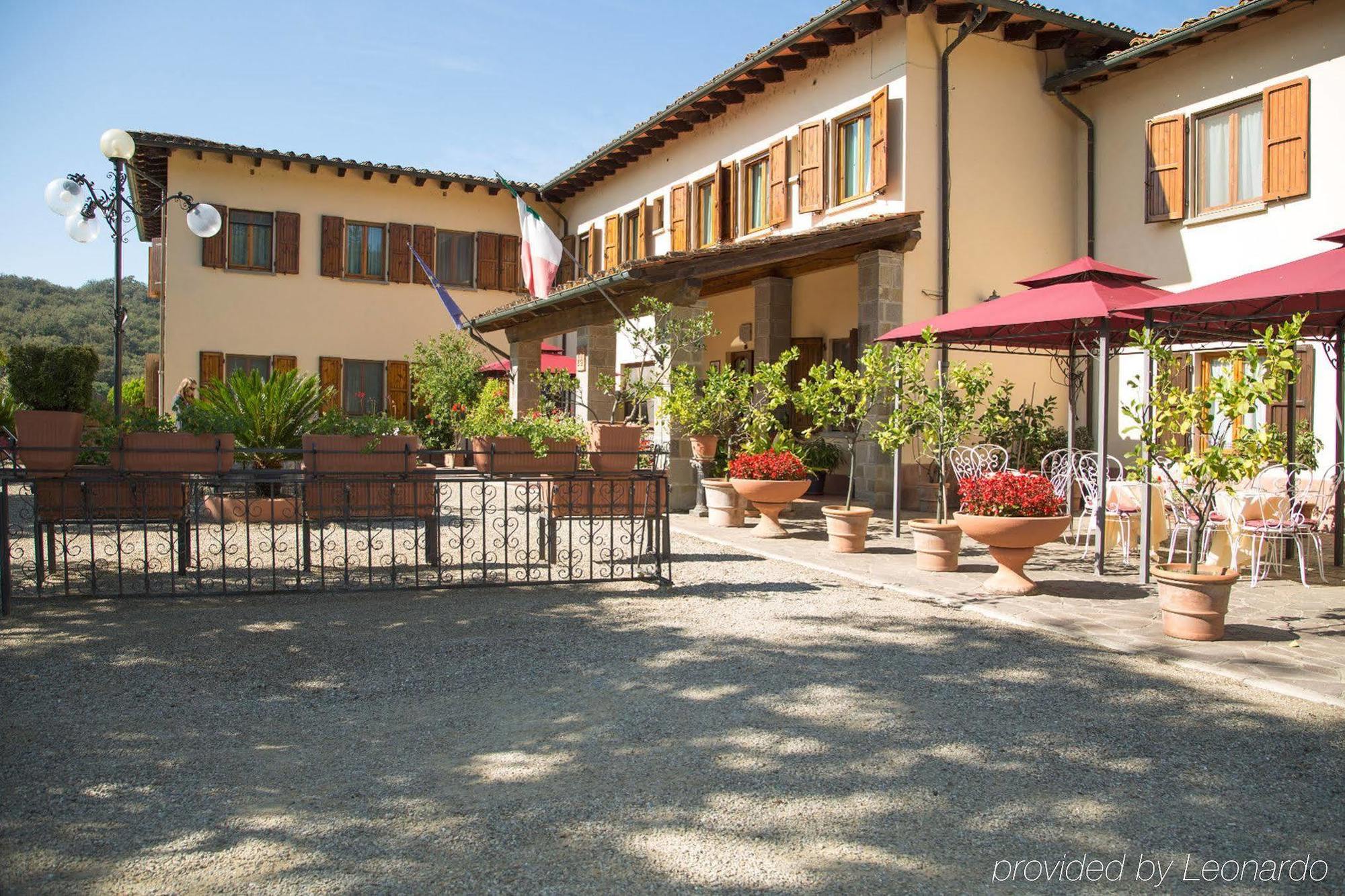 Hotel Del Lago Cavriglia Exterior foto